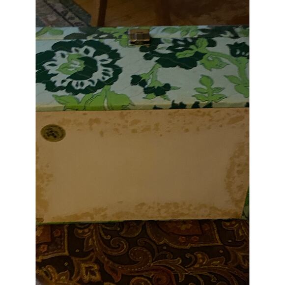 Vintage Vinyl‎ Covered Sewing Basket, Vintage Makeup Case, Floral,Hippie,1960s - Picture 9 of 10
